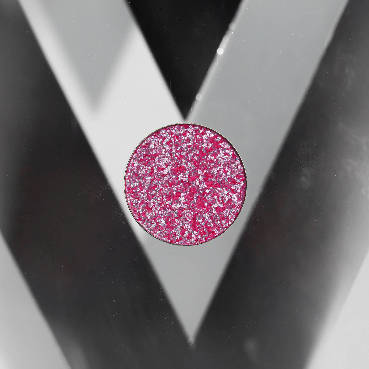 ENCOURAGING - SHIMMER SHADOW